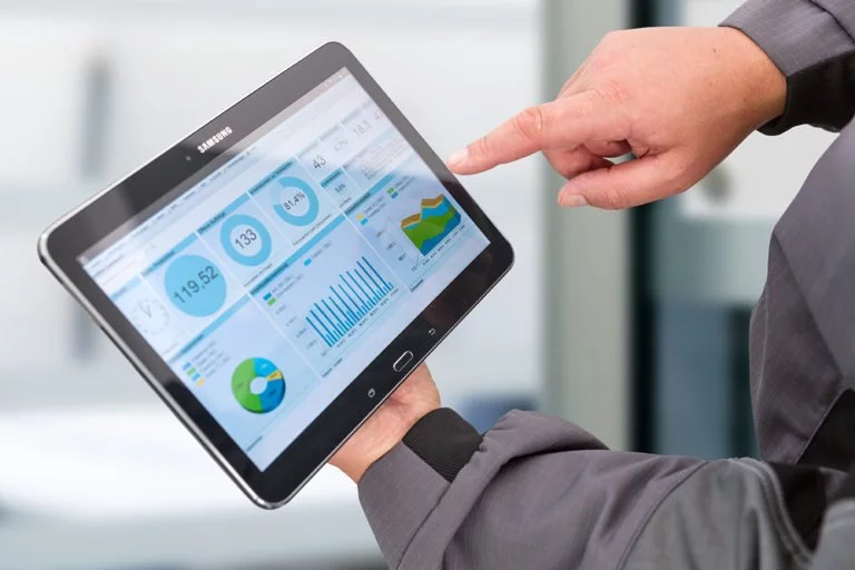 Dashboard-BDE-Betriebsdatenerfassung-768×512