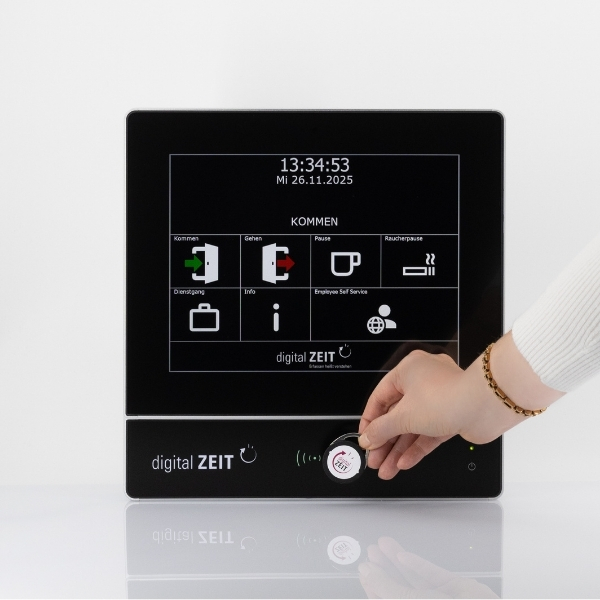 MFT4090 Multifunktionsterminal für Zeiterfassung – AVERO® von digital ZEIT